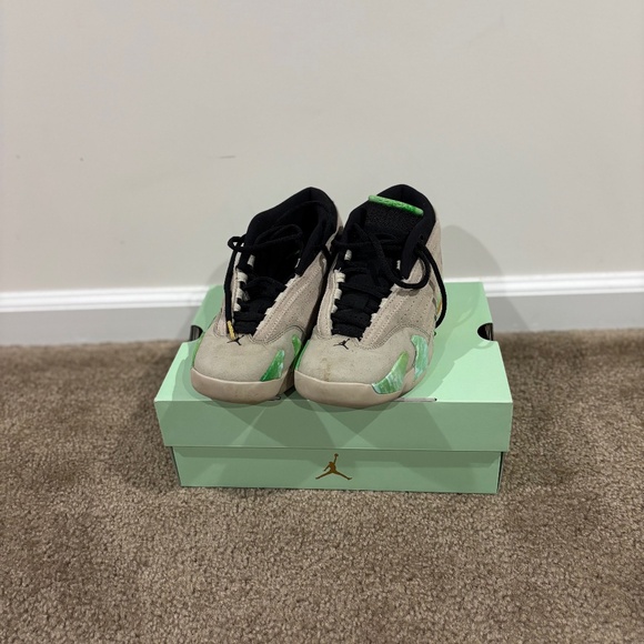 Women's Air Jordan 14 x Aleali May “Fortune” - Picture 1 of 6